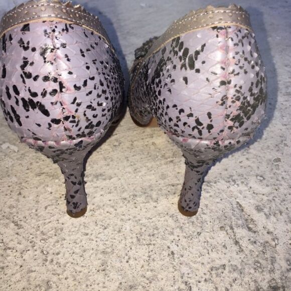 Schutz   - Picture 4 of 4